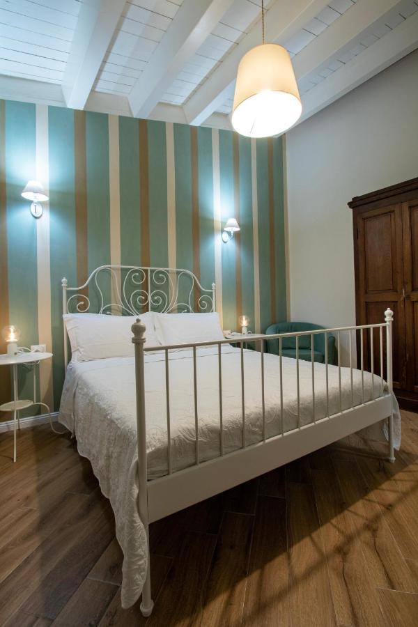 Cortile Del Greco Apartments Palermo Bagian luar foto