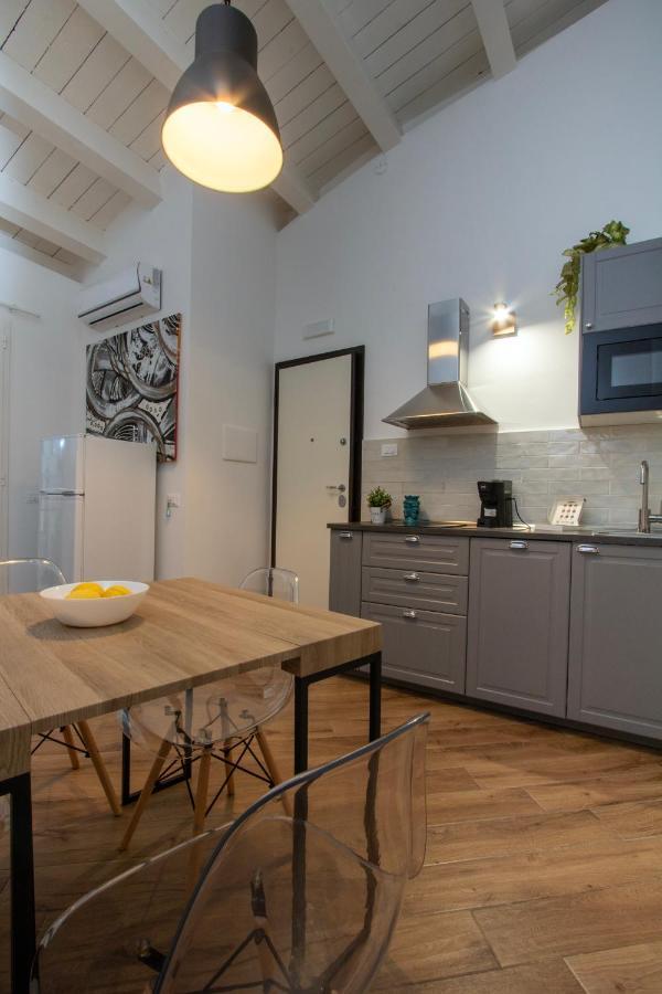 Cortile Del Greco Apartments Palermo Bagian luar foto