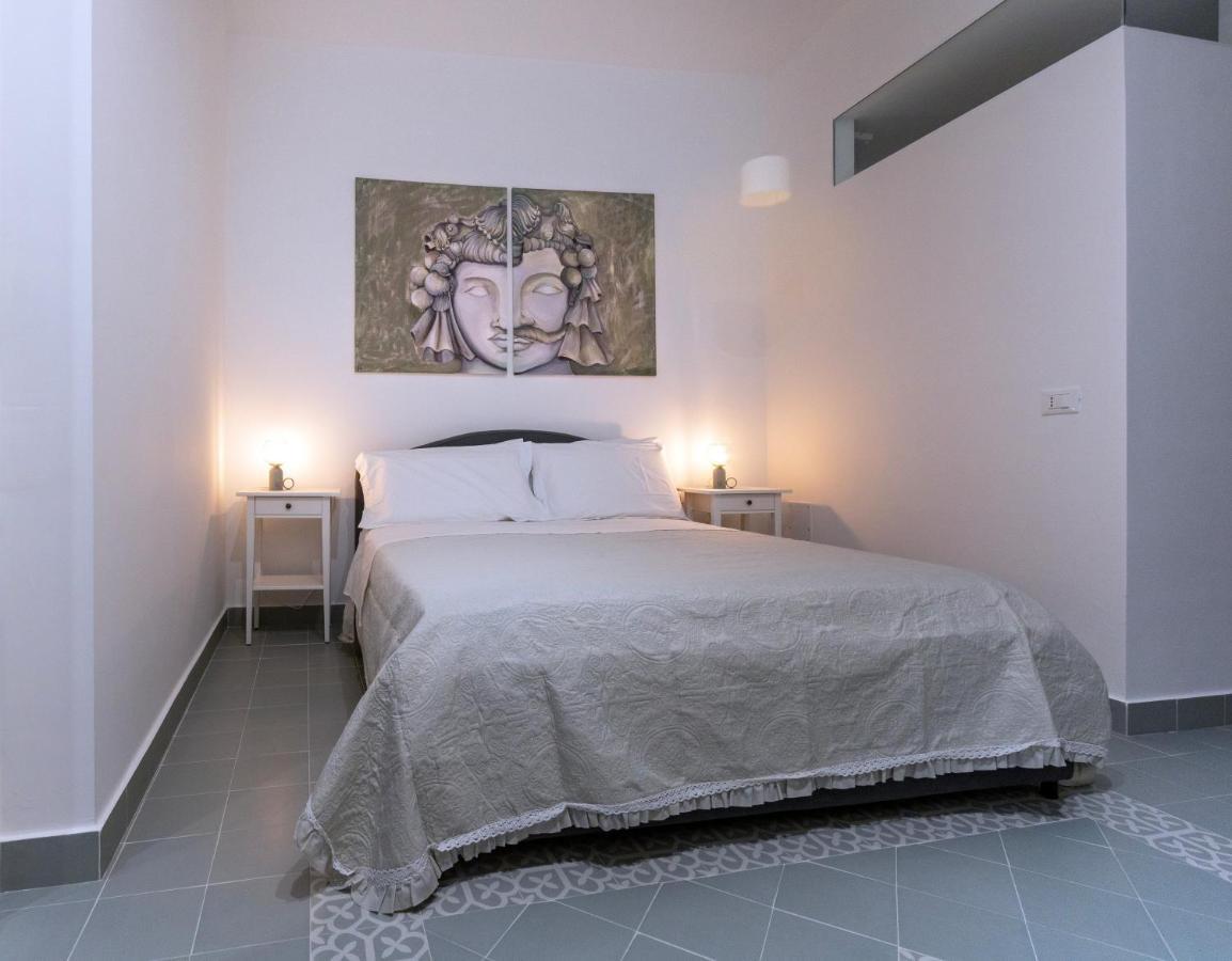 Cortile Del Greco Apartments Palermo Bagian luar foto