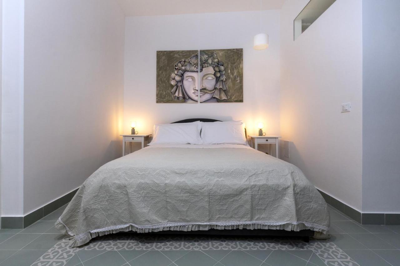 Cortile Del Greco Apartments Palermo Bagian luar foto